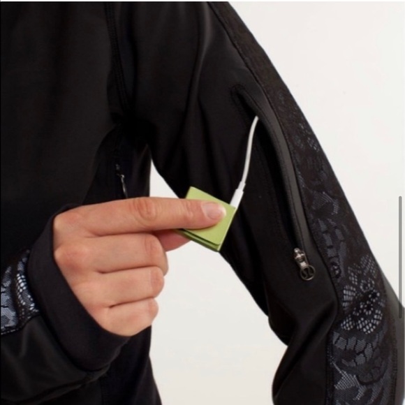 Lululemon Run Draft Dodger Jacket - good used condition - Picture 7 of 15